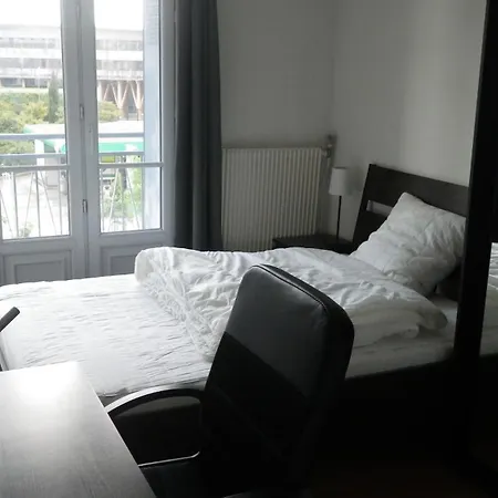 Privatunterkunft Privee Dans Un En Colocation A A3c6